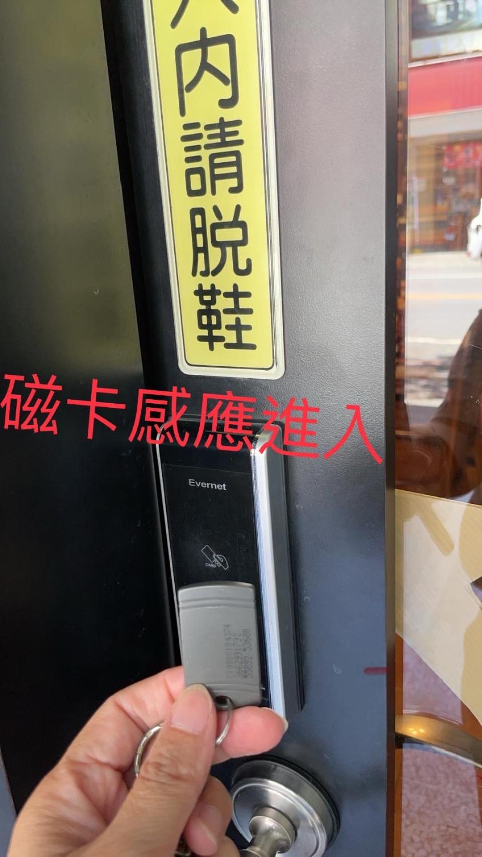 小小鋼琴家民宿&近夜市文創美食街 Hualien stad Exteriör bild